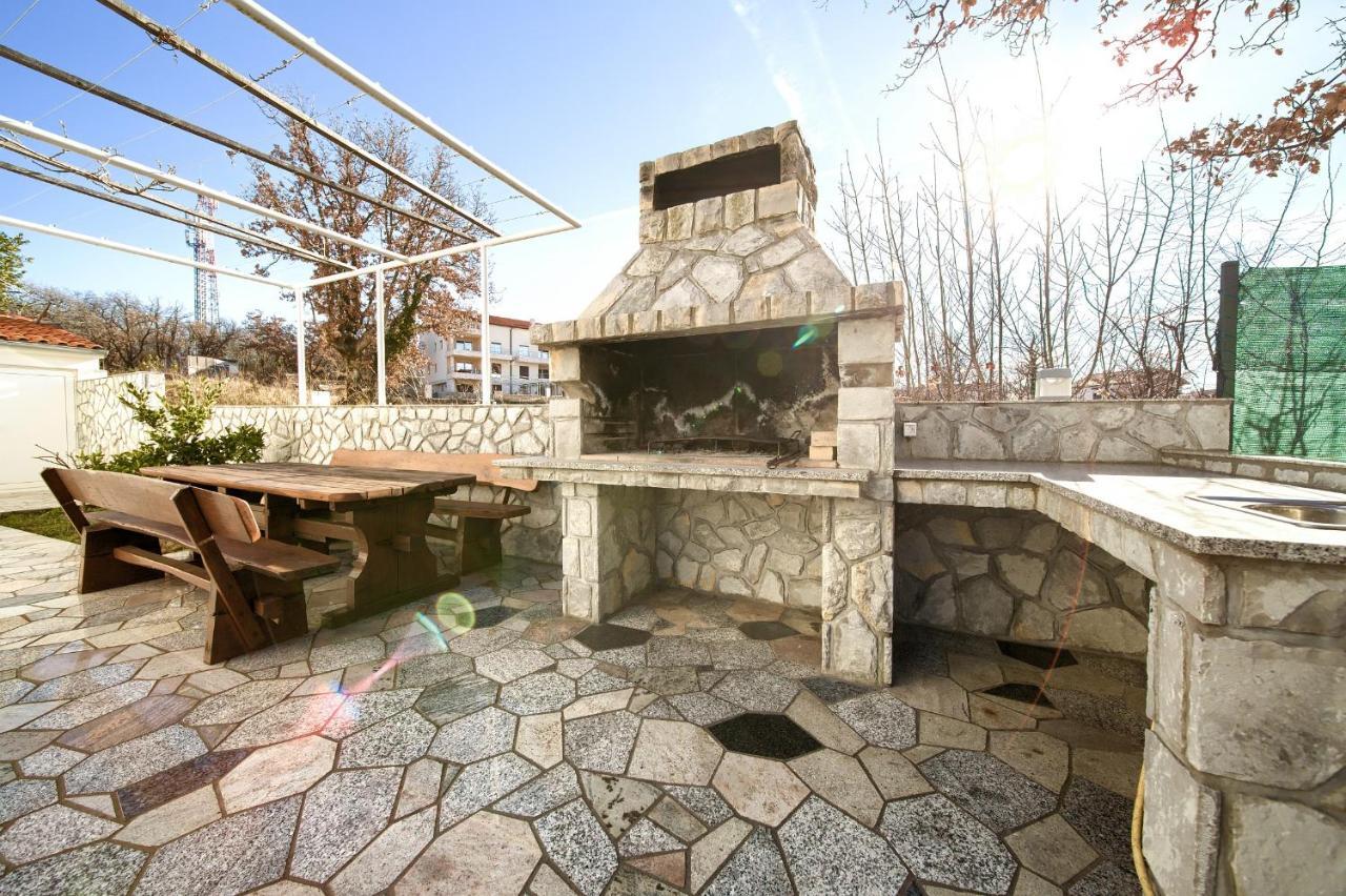 Vijon Njivice Exterior foto